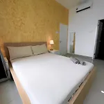 Balcony Cozy Homestay Pool With Mountain View